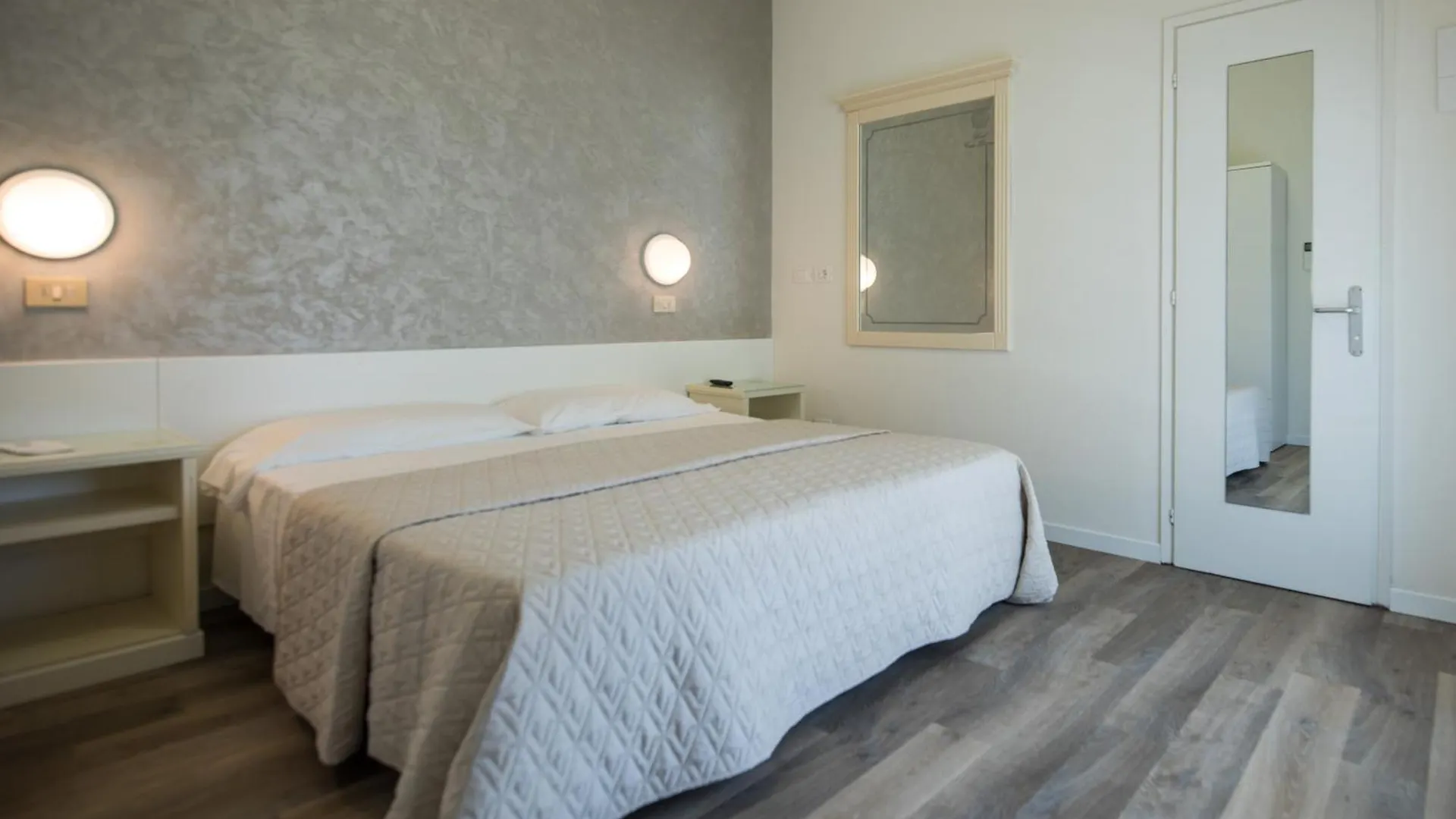 **  Hotel Cristina Lido di Jesolo Włochy
