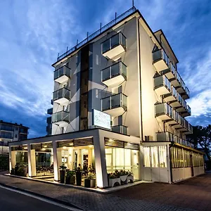 Carinthia Hotel