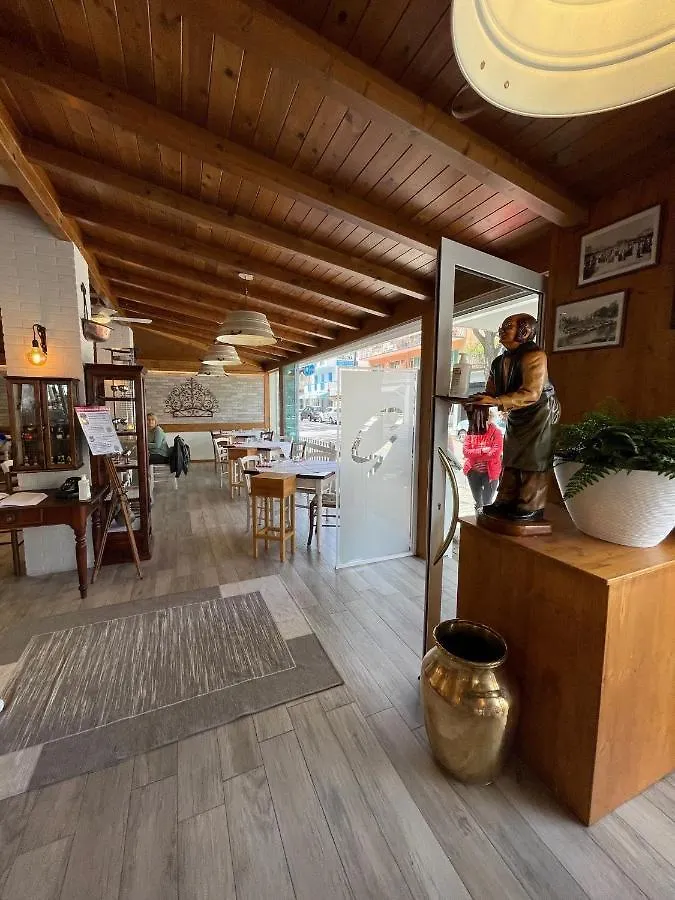 Hotel Cristina Τζεσόλο Λίντο